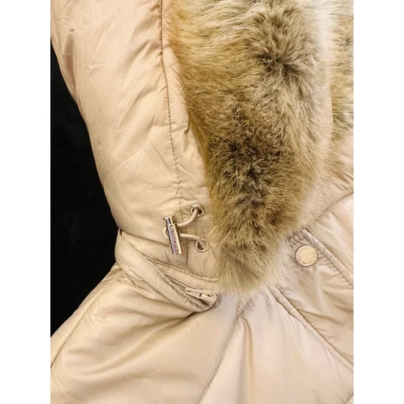 Michael Kors Faux Fur Trim Hooded Puffer Coat / Jacket Size Small Tan. - Picture 8 of 12